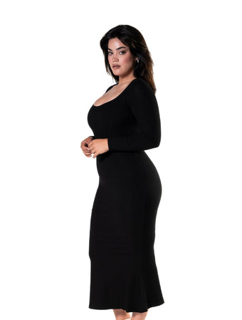 Robe amincissante à manches longues